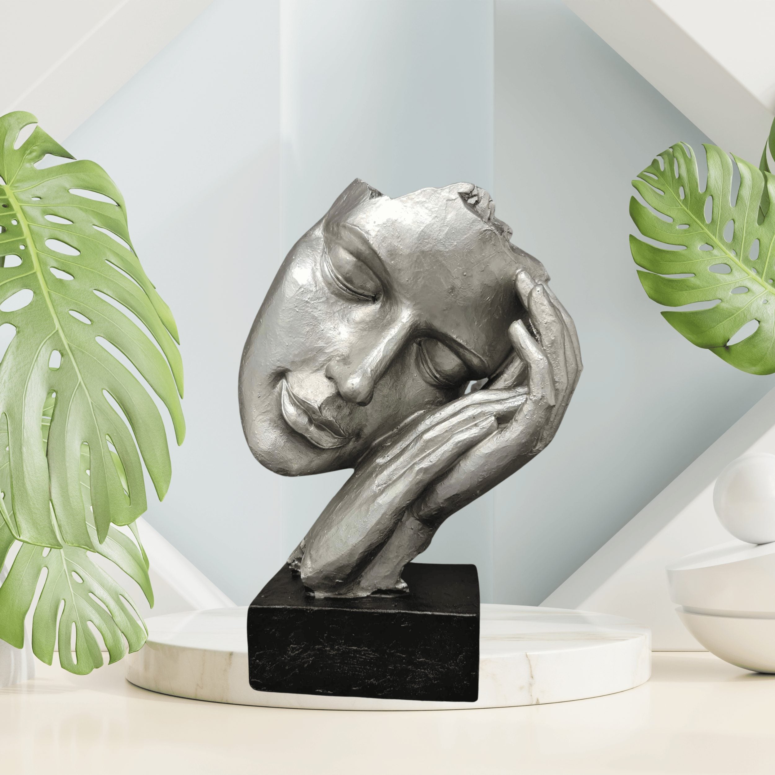 Exclusive decorative bust sculpture decorative figure made of artificial stone in black/silver 17x23 cm