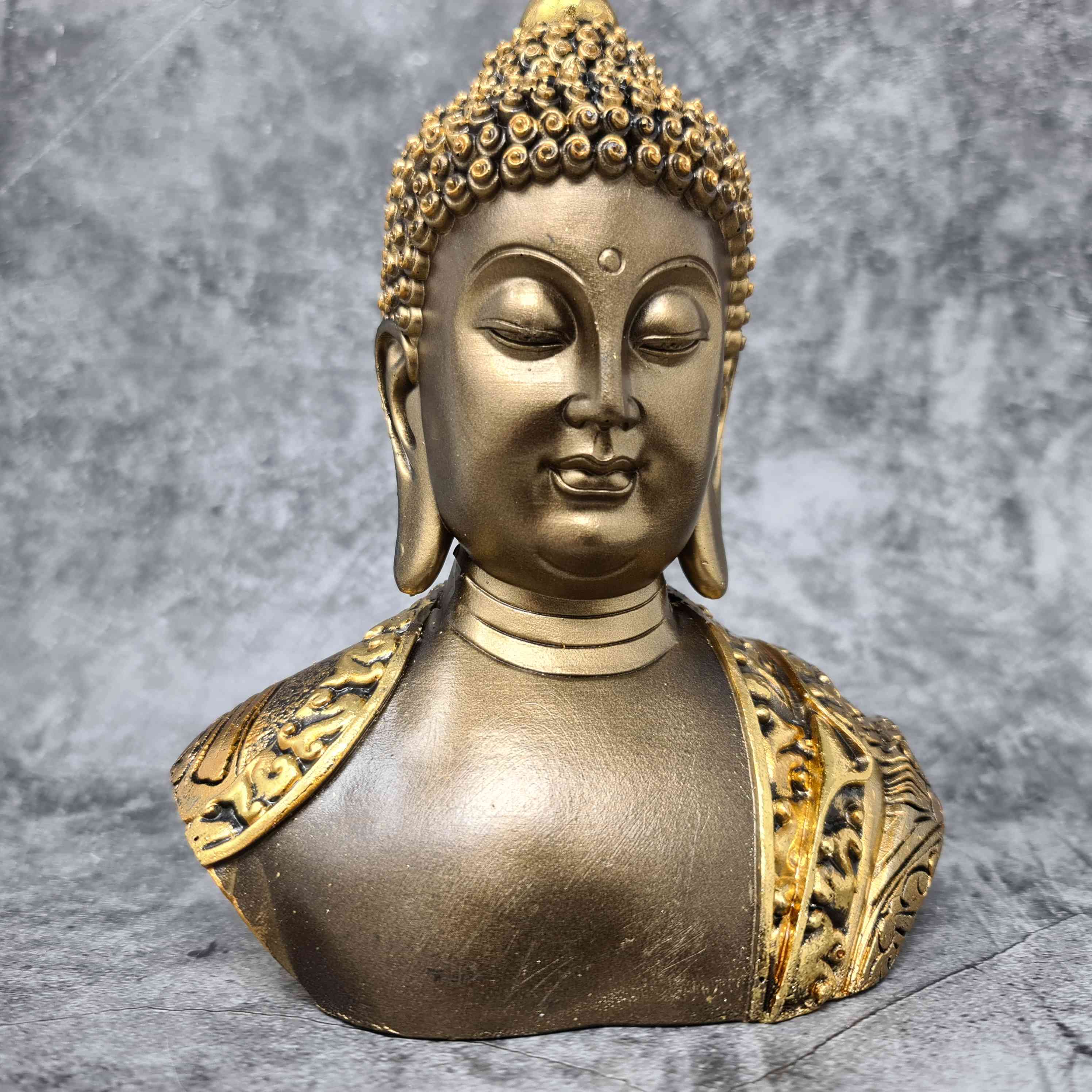 Sculpture moderne figure décorative Bouddha en pierre artificielle or hauteur 18 cm largeur 8 cm