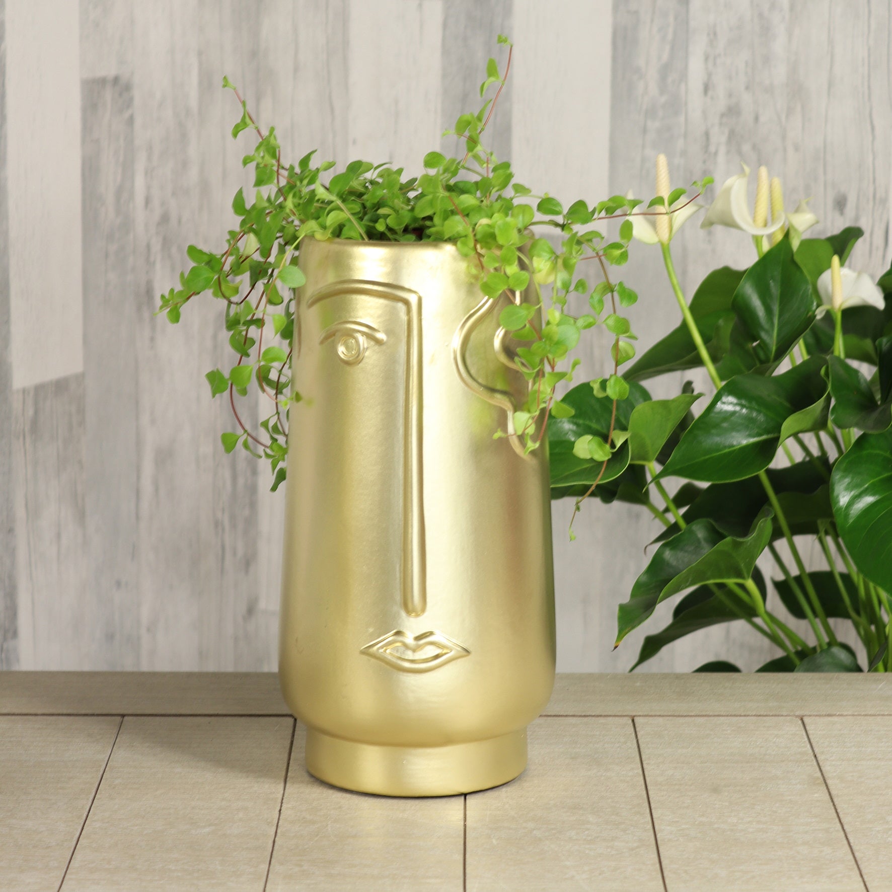 Modern decorative vase flower vase table vase ceramic gold shiny 16x30 cm