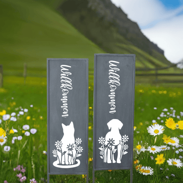 2x Gartenschild Willkommen | Katze & Hund | mit Blumen und verziert aus Metall grau Höhe 83 cm - Lifestyle & More