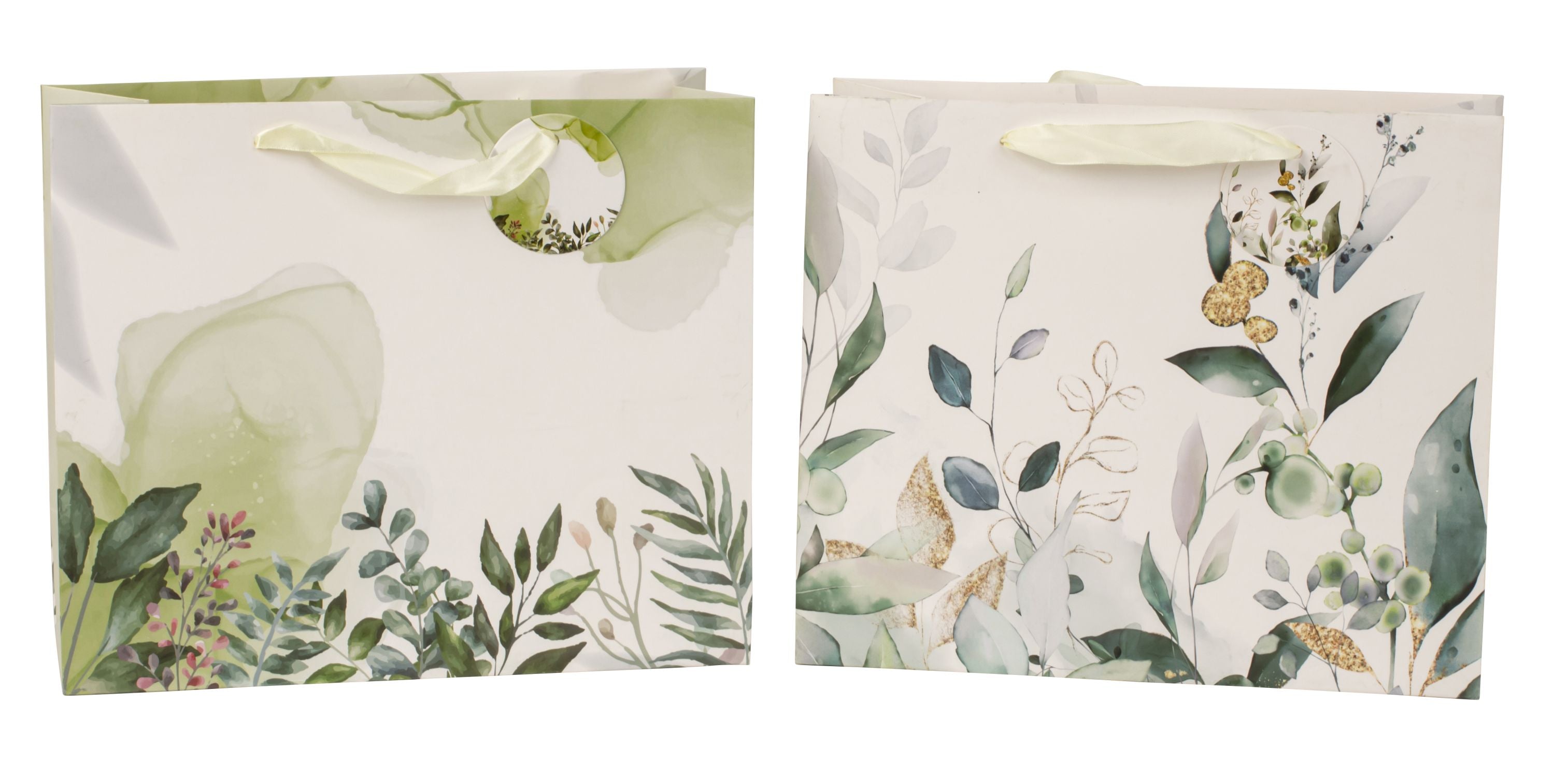 Gift bags Gift bags in a set of 4 31x26x12 cm flowers