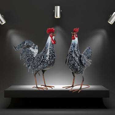 Moderne Gartenfigur Gartenskulptur Hahn und Henne im 2er Set aus Metall schwarz/weiß Höhe 44 cm - Lifestyle & More