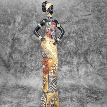 Moderne Skulptur Dekofigur Frau Afrikanerin stehend mit bunten Kleidern Höhe 35 cm - Lifestyle & More
