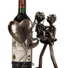 Moderner Wein Flaschenhalter Flaschenständer Liebespaar Love aus Metall in silber Höhe 24 cm - Lifestyle & More
