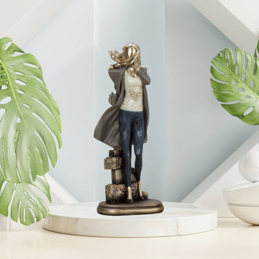 Skulptur Dekofigur Moderne Frau mehrfarbig aus Kunststein Höhe 30 cm Breite 12 cm - Lifestyle & More