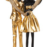 Skulptur Paar stehend mit Herz in der Hand gold aus Kunststein Höhe 35,5cm Breite 18 cm - Lifestyle & More