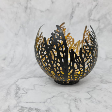 Teelichthalter Windlicht in moderner Form schwarz/Gold aus Metall Höhe 12 cm - Lifestyle & More
