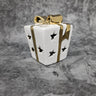 Weihnachtliches Deko Geschenkpaket weiß/gold inklusive LED Beleuchtung 8x9 cm - Lifestyle & More